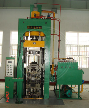 液压机压制工件时主机的工艺过程